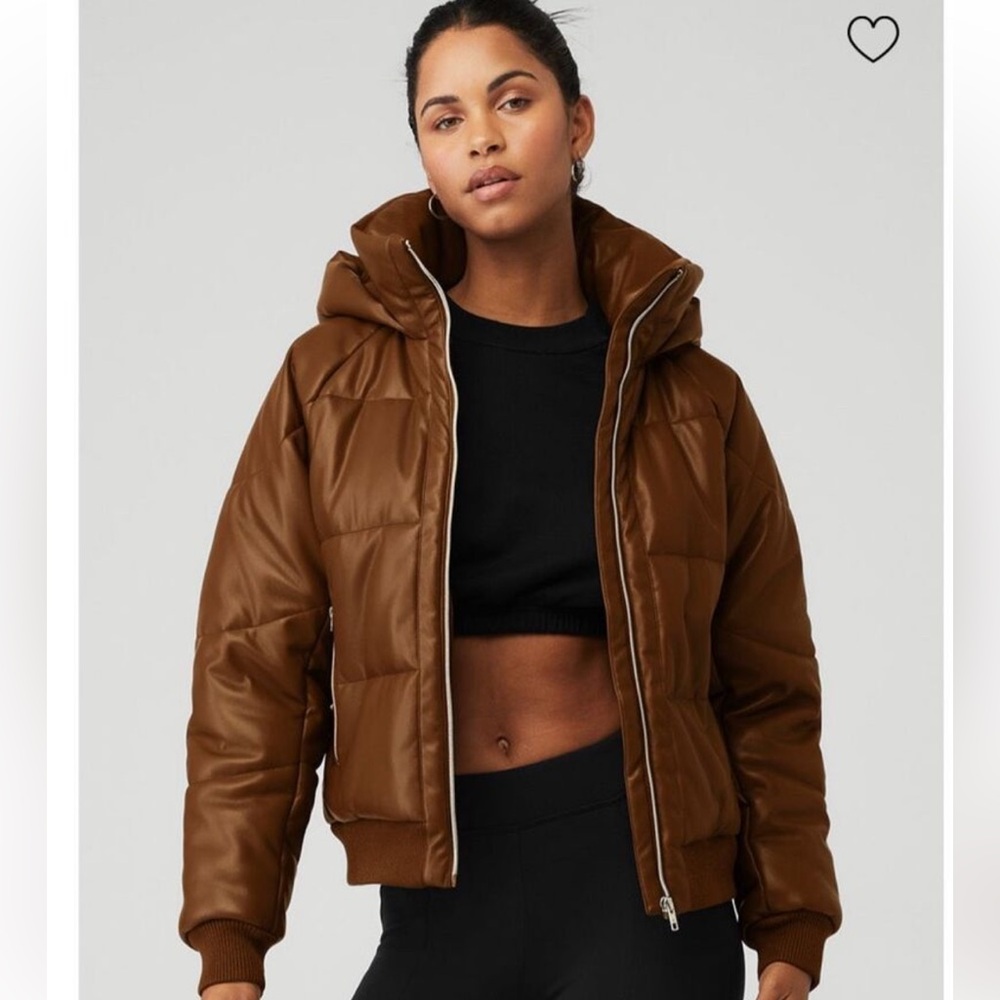 LIKE NEW- Alo Yoga Faux leather Boss Puffer Jacket- size M, camel
